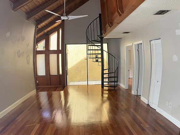 4th image of 6765 NW 169th St APT 8C