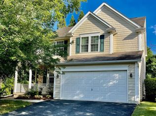 102 Brookline Ct, Avondale, PA 19311