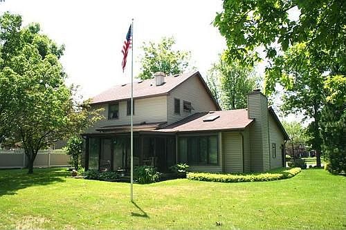 3rd image of 3684 Woodhaven Cir