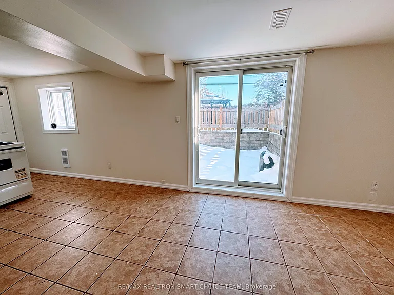 45 Bryant Rd #BASEMENT — Photo 9