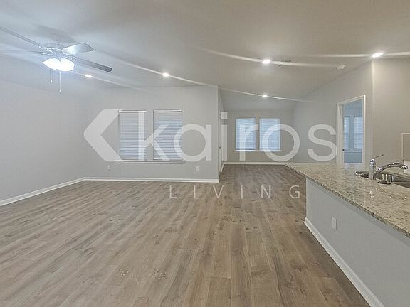 4th image of 109 Yardley Ct