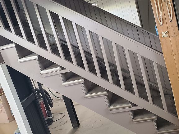 4th image of 720 New York Ave