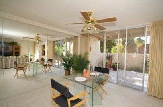 5th image of 215 Casitas Bulevar