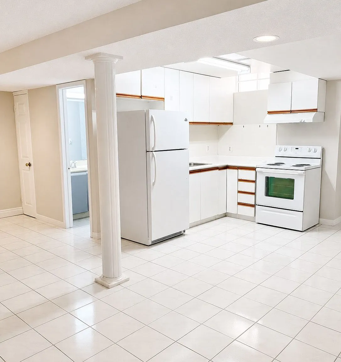 3 bed, $2,100 — Photo 4