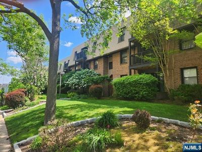 550 North Ave APT E, Fort Lee, NJ, 07024