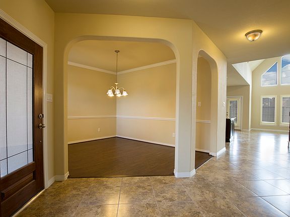 5th image of 4518 Montcliff Bend Ln