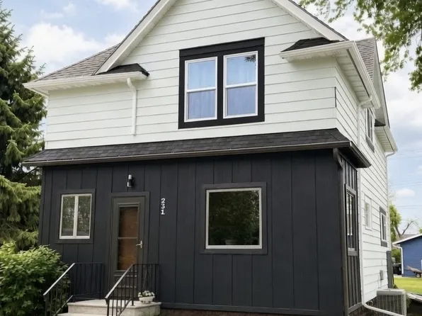 231 8th Ave N, Casselton, ND 58012