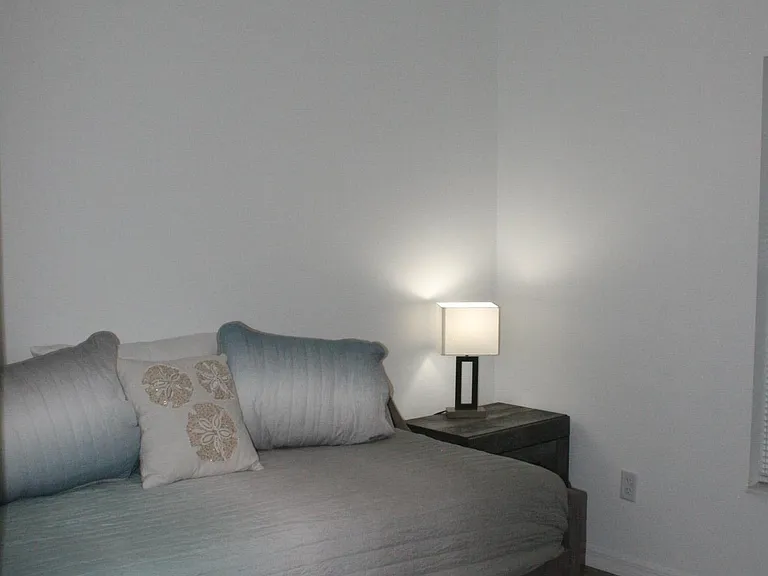 4202 E Garden St — Photo 9
