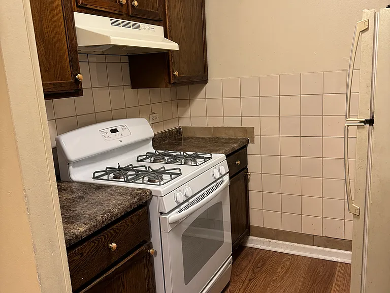 6155 Kit Carson Dr — Photo 5