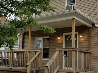 618 1/2 Dewey Ave, Elyria, OH 44035