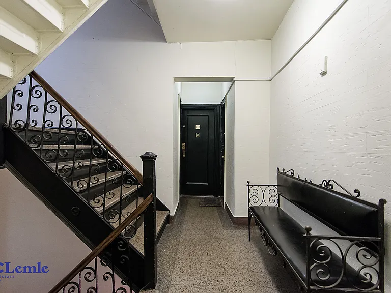 141 E 26th St #6D — Photo 16