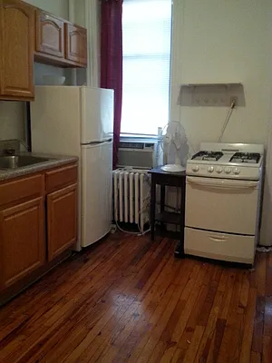 Rented by High Line NYC Realty Group | media 28