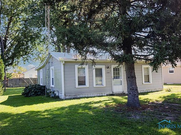 3rd image of 110 Deline Dr