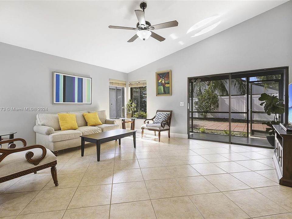 1st image of 3520 NW 21st St