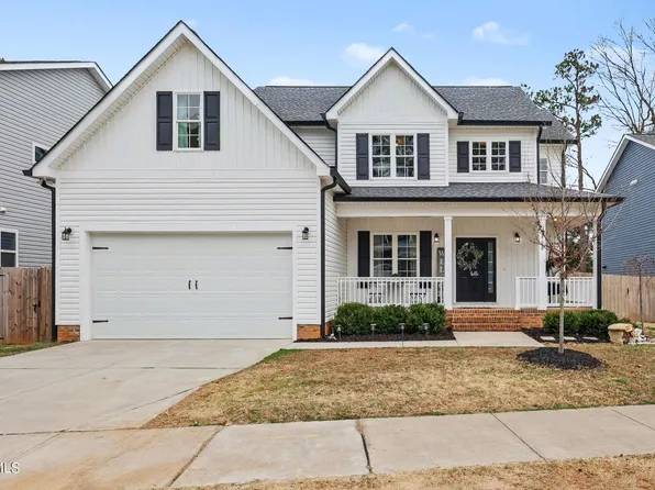 808 Trinity Park Dr, Wake Forest, NC 27587