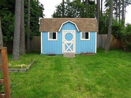 3rd image of 619 NW Ensign Dr