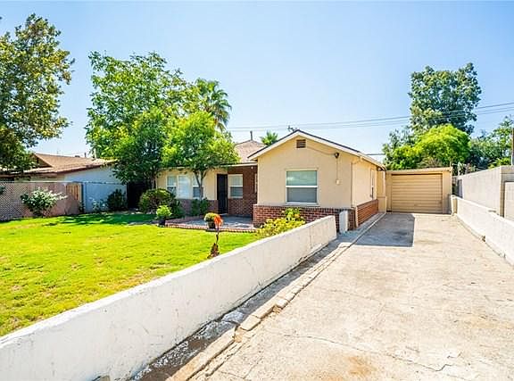 2nd image of 1607 W Kendall Dr