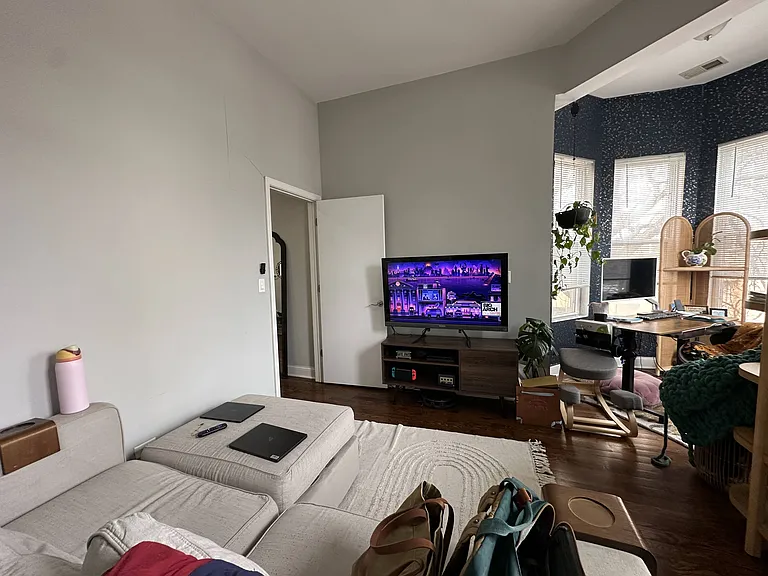 2021 N Campbell Ave — Photo 6