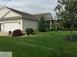 918 Randy Ln, Saint Johns, MI 48879