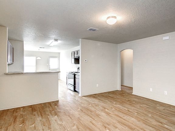 4th image of 8914 Scarlett Pl