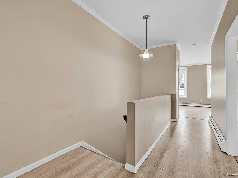 85 Main St #3 — Photo 8