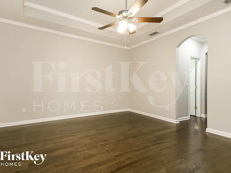 664 Porta Rosa Cir — Photo 10
