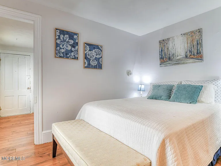 19 Webb Ave #1W — Photo 5