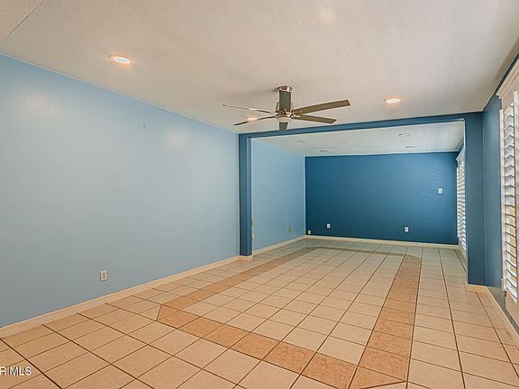 5th image of 10612 Murphy St