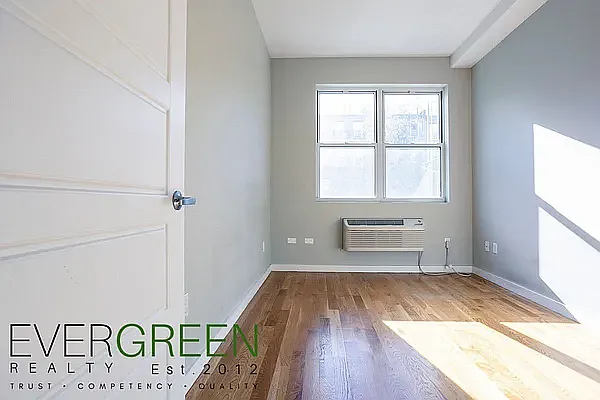 58A Vernon Ave #3R — Photo 6