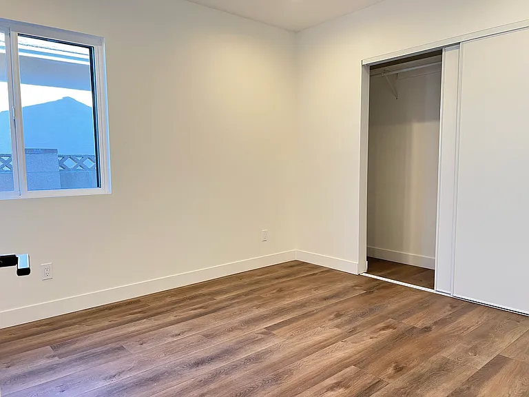 7026 Andasol Ave — Photo 18