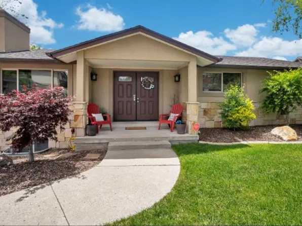 8492 S Mesa Dr, Sandy, UT 84093