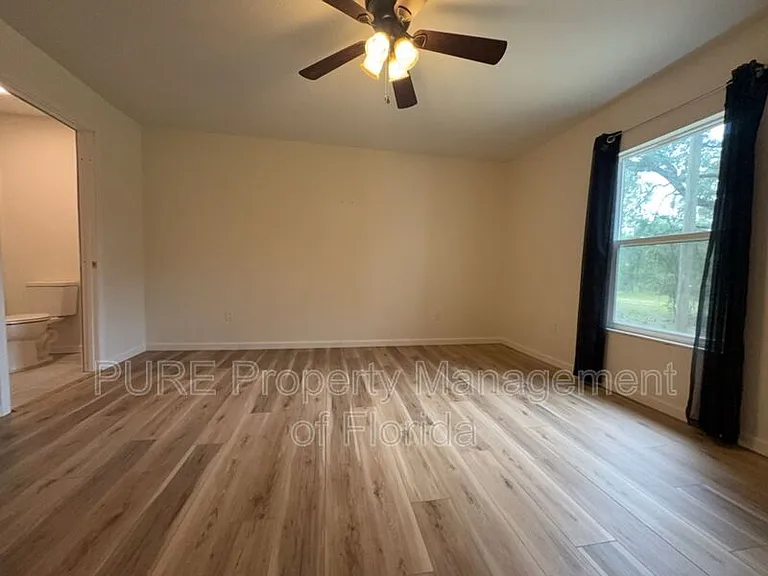 11330 NE 66th Ln — Photo 22
