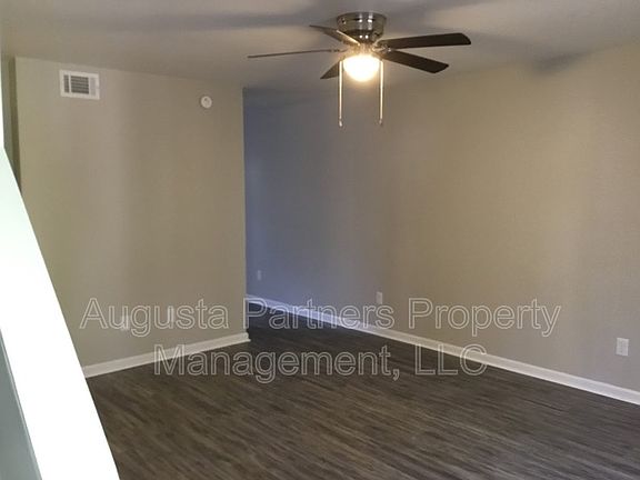 3rd image of 156 Chalet North Ct