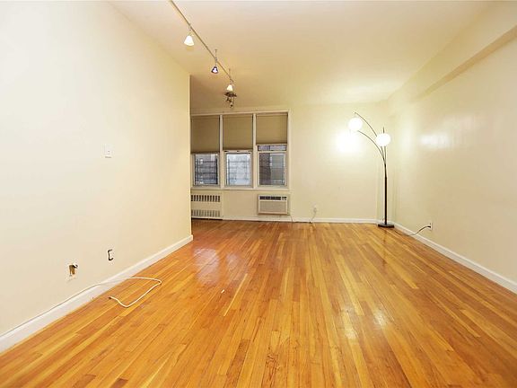 2nd image of 14220 84th Dr APT 6M