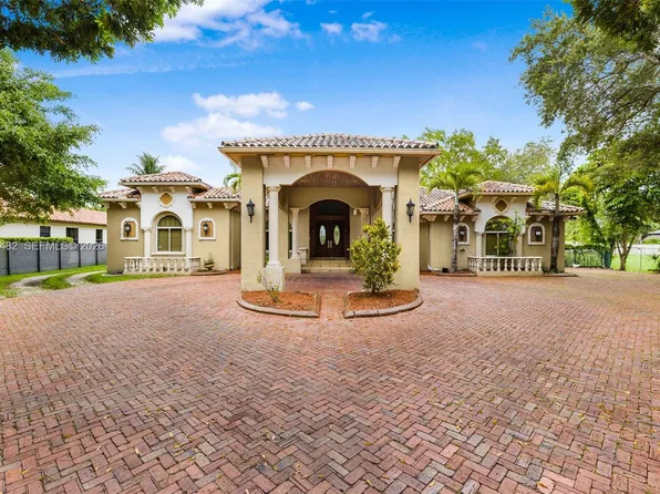 7761 SW 122nd Ave, Miami, FL 33183