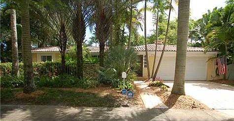 1st image of 366 NE 93rd St