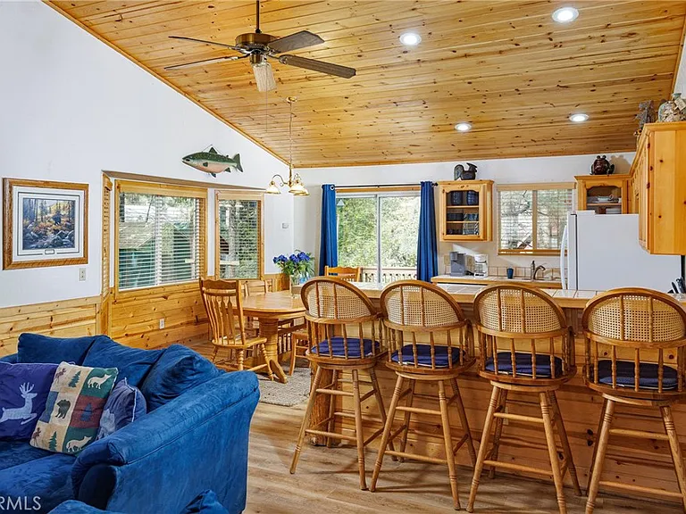 517 Sugarloaf Blvd — Photo 3