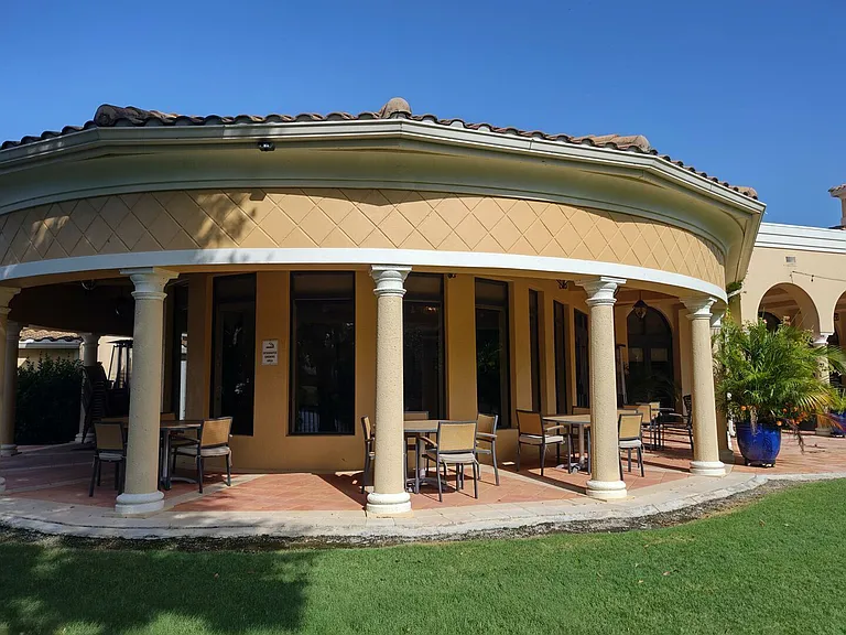 257 Montelluna Dr — Photo 33