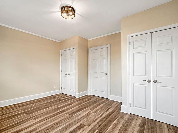 5th image of 6 Lakeview Ave APT 1