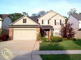 39434 Dorchester Cir, Canton, MI 48188