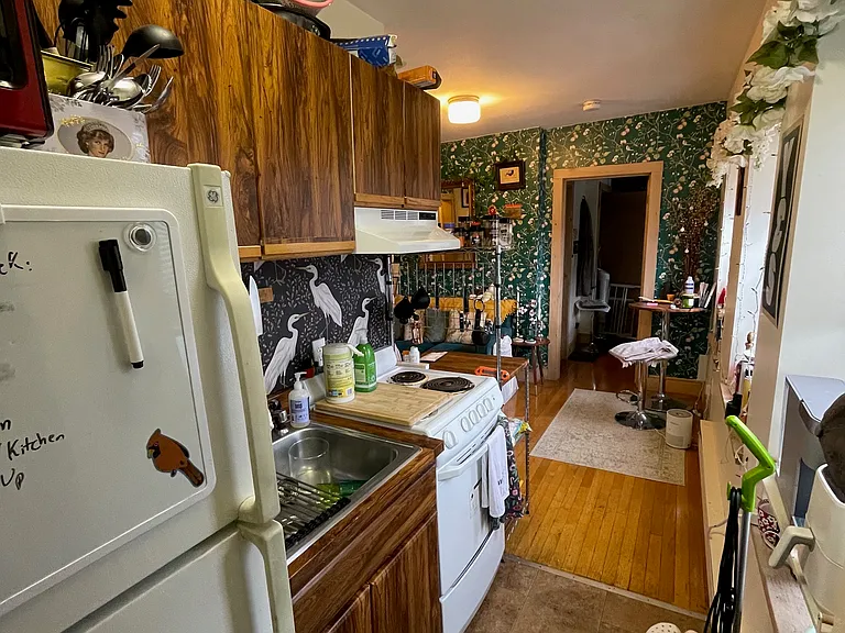43 Ivaloo St #5R — Photo 4
