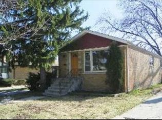 2841 W 99th St, Evergreen Park, IL