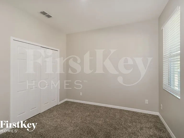 1134 Ketzal Dr — Photo 10
