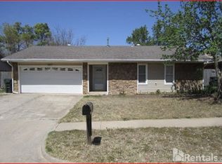 1917 Oakmeadows Dr, Norman, OK 73071