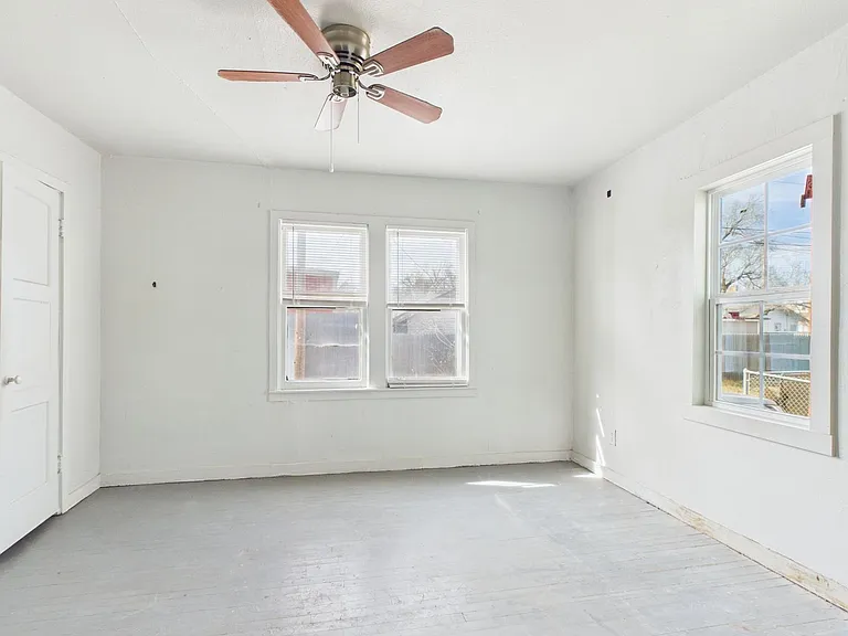 2216 S Polk St #D — Photo 10