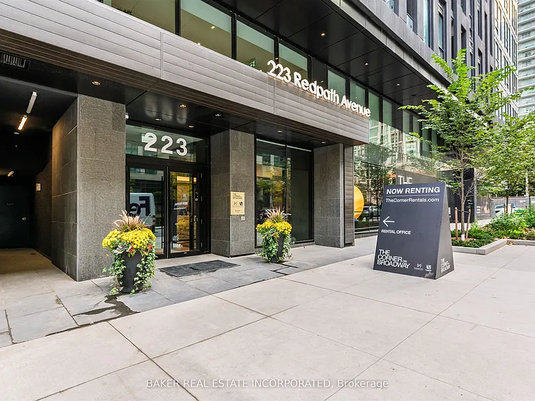 223 Redpath Ave #202 — Photo 20