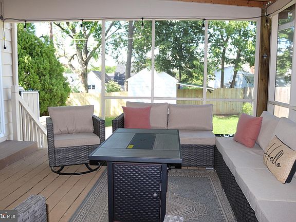 4th image of 1056 Beechwood Dr