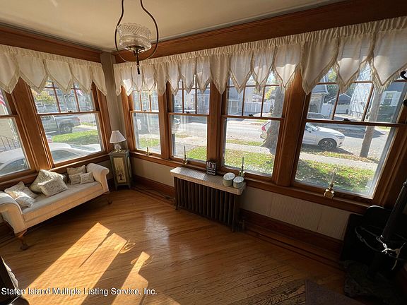 5th image of 139 Margaretta Ct