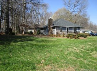 2004 Sunshine Ln, Lexington, NC 27295