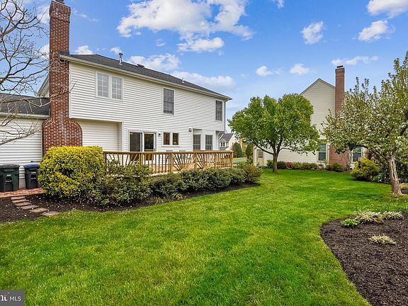 5th image of 20765 Dewberry Ct